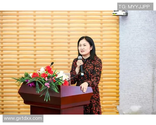 李丽专访：从街头舞者到舞台之星的成长之路与心路历程MBA